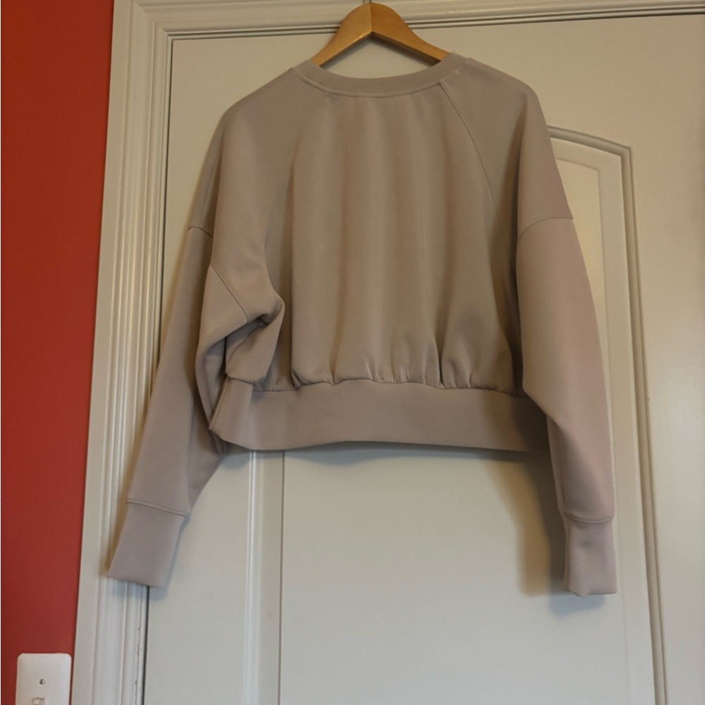 FLX Women's Beige Sweatshirt in Small - Picture 2 of 5